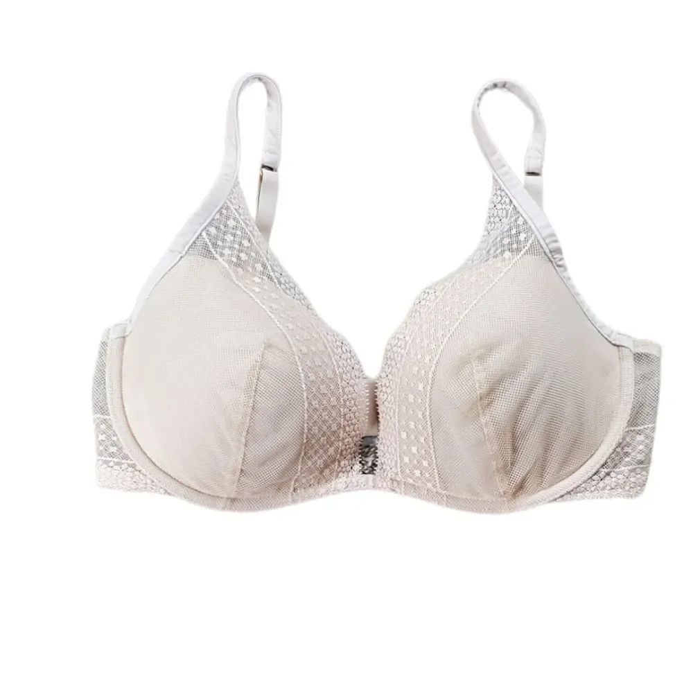 NWOT Victoria's Secret Nude Plunge Bra